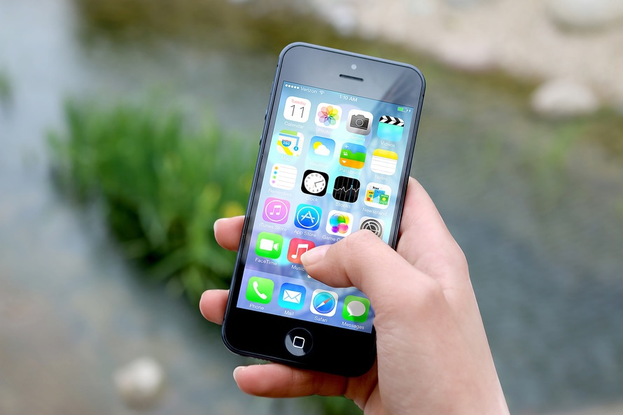 hand-apple-iphone-smartphone-large